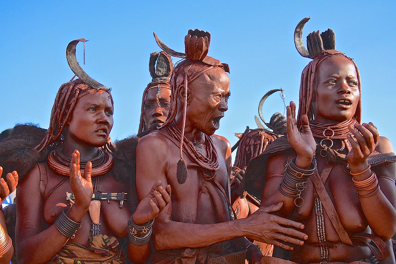 To give the audience an idea of Himba women