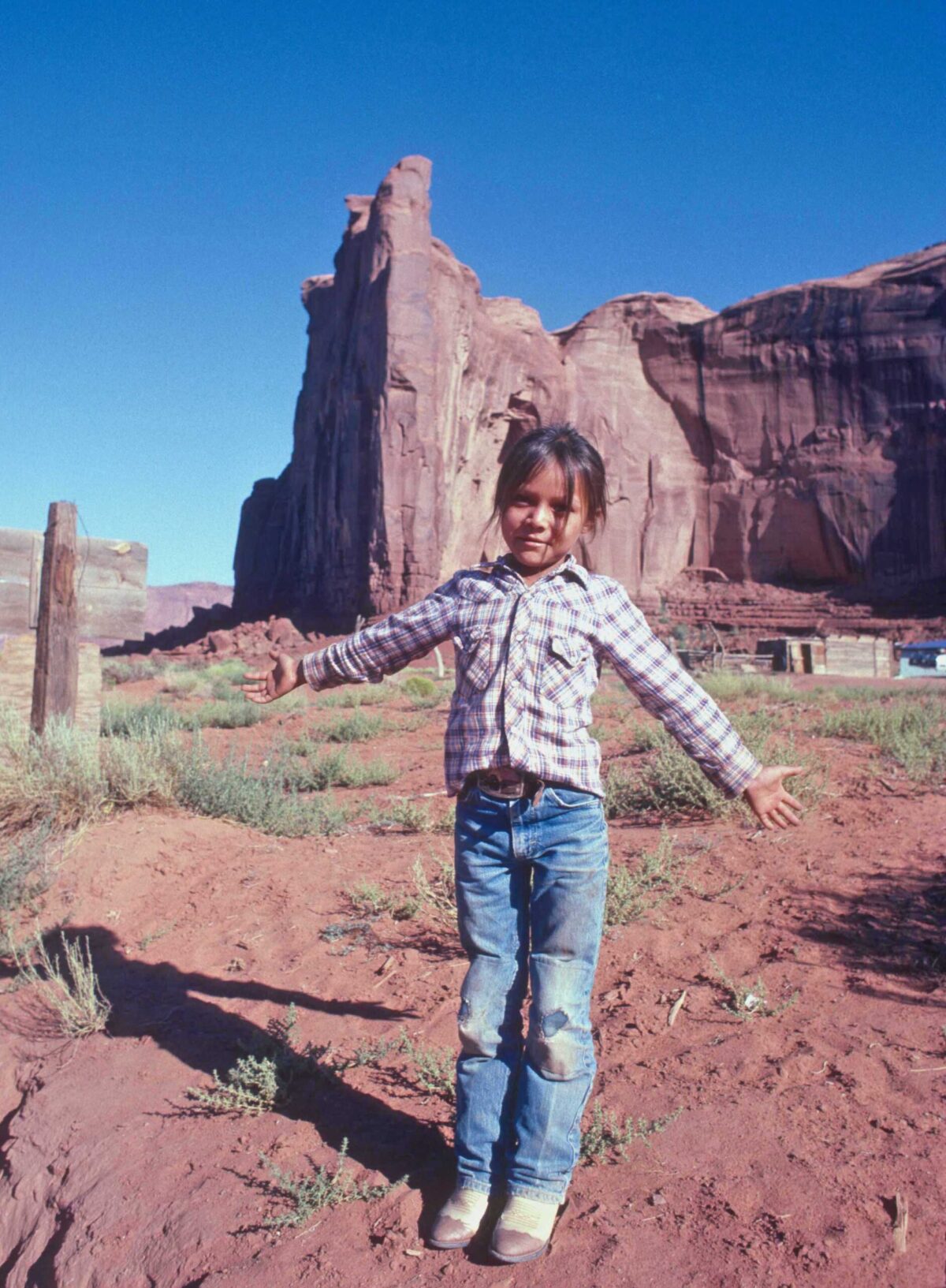 Navajo girl. Monument Valley
