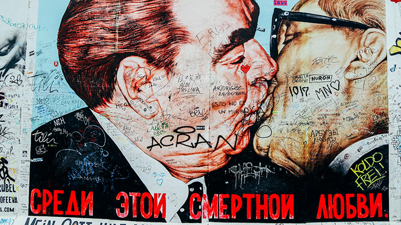 Funny painting at the Berlin wall