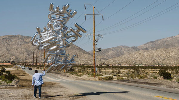 Sculpture made of baloons