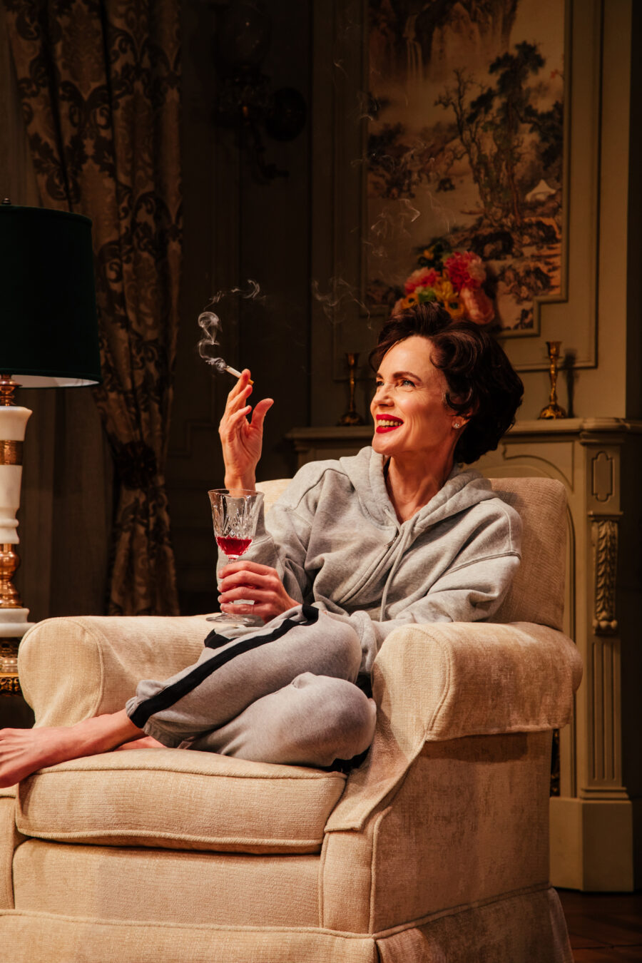 Elizabeth McGovern as screen legend Ava Gardner