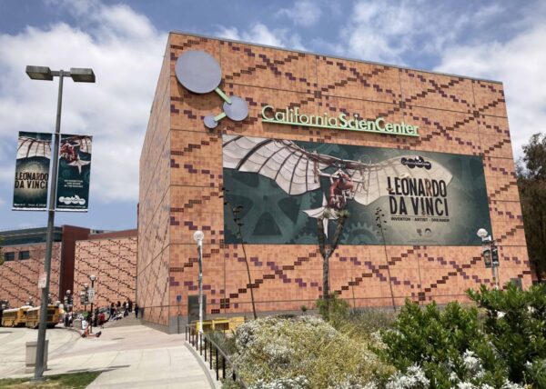 Leonardo da Vinci banner at California ScienCenter