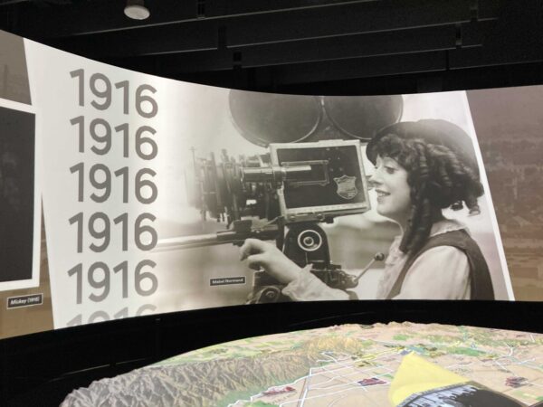 Hollywoodland