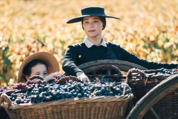 Haley Bennett in Widow Clicquot