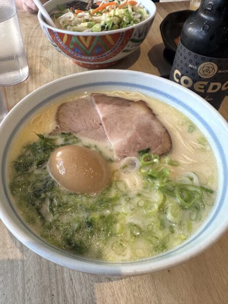 The cafe's specialty: tori-paitan,