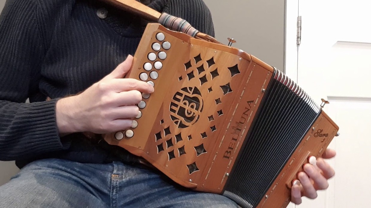 button accordion