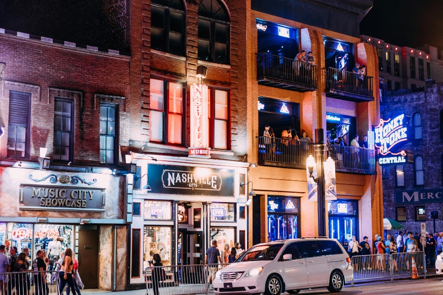 Street of music venues in Nashville, Tennessee