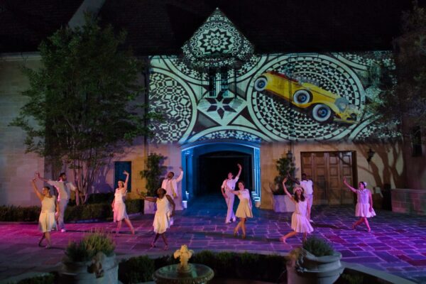 Dancers of Gatsby Redux take bow before projection