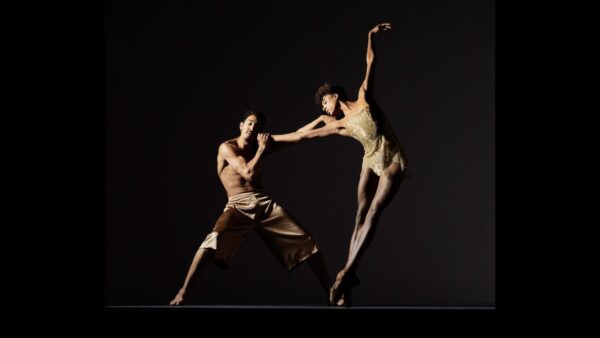 Two dancers in gold