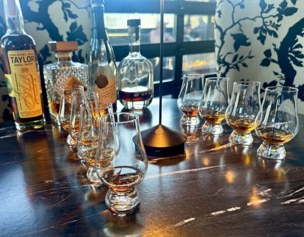 A tasting of four bourbons at the Bourré Bonne / Photo: R. Daniel Foster